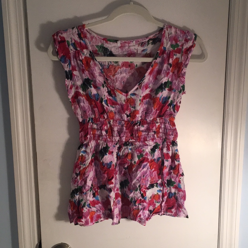 floral sleeveless blouse with elastic waist
